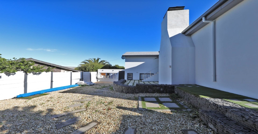 4 Bedroom Property for Sale in Loevenstein Western Cape